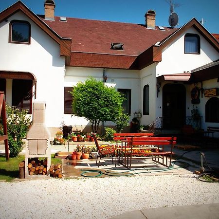 Hotel Palota Βουδαπέστη Εξωτερικό φωτογραφία