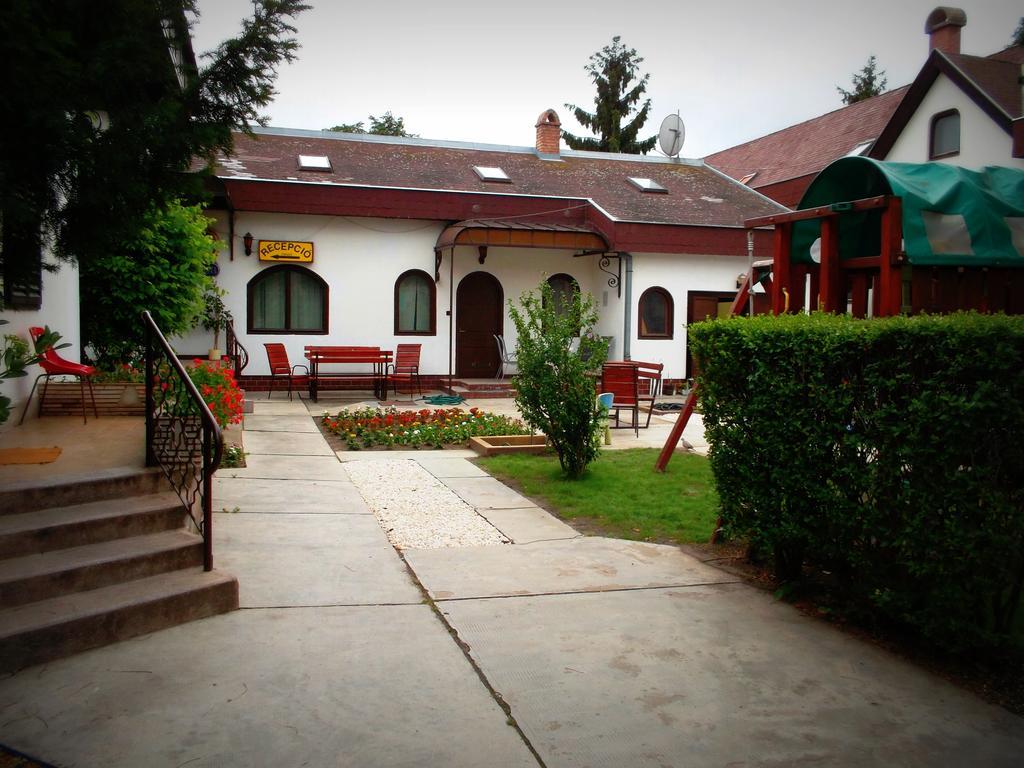 Hotel Palota Βουδαπέστη Εξωτερικό φωτογραφία