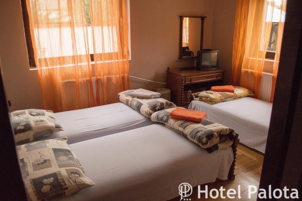 Hotel Palota Βουδαπέστη Δωμάτιο φωτογραφία
