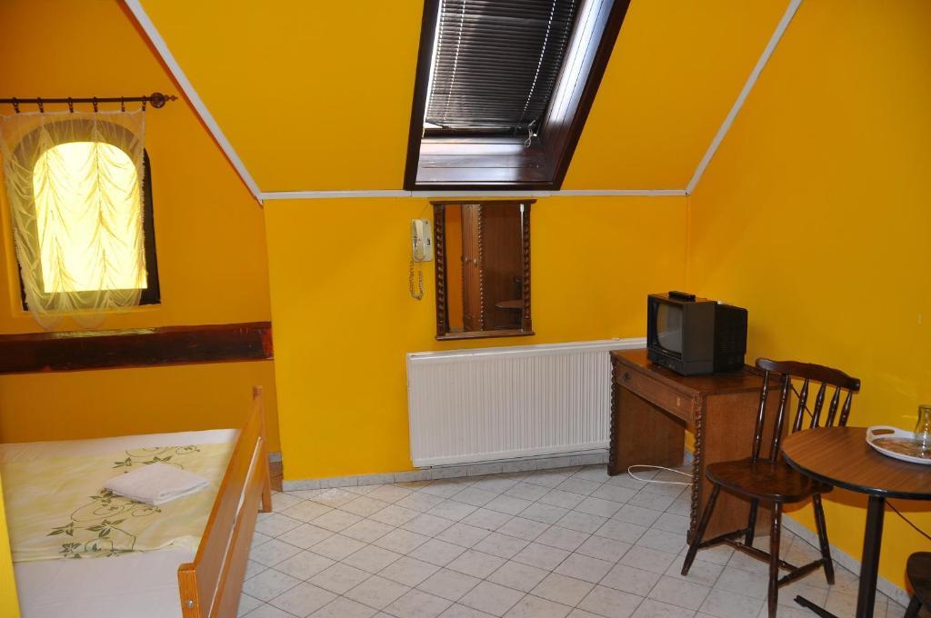 Hotel Palota Βουδαπέστη Δωμάτιο φωτογραφία