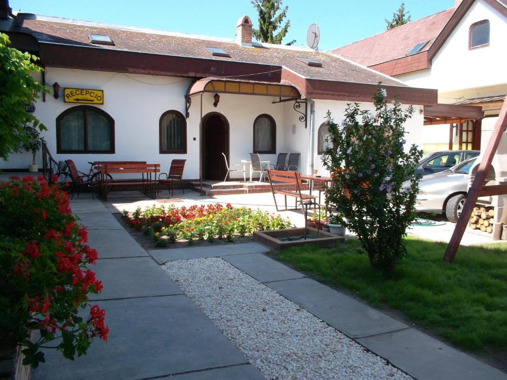 Hotel Palota Βουδαπέστη Εξωτερικό φωτογραφία